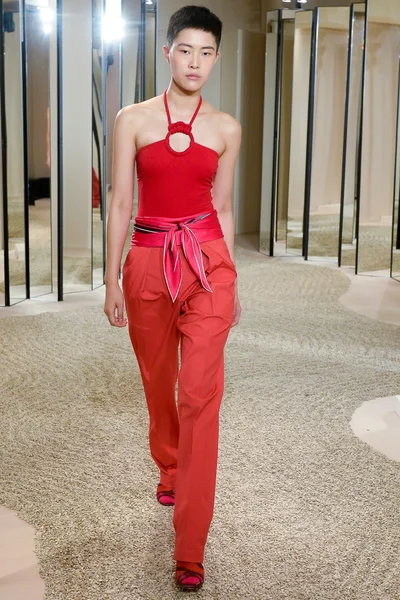Look 3